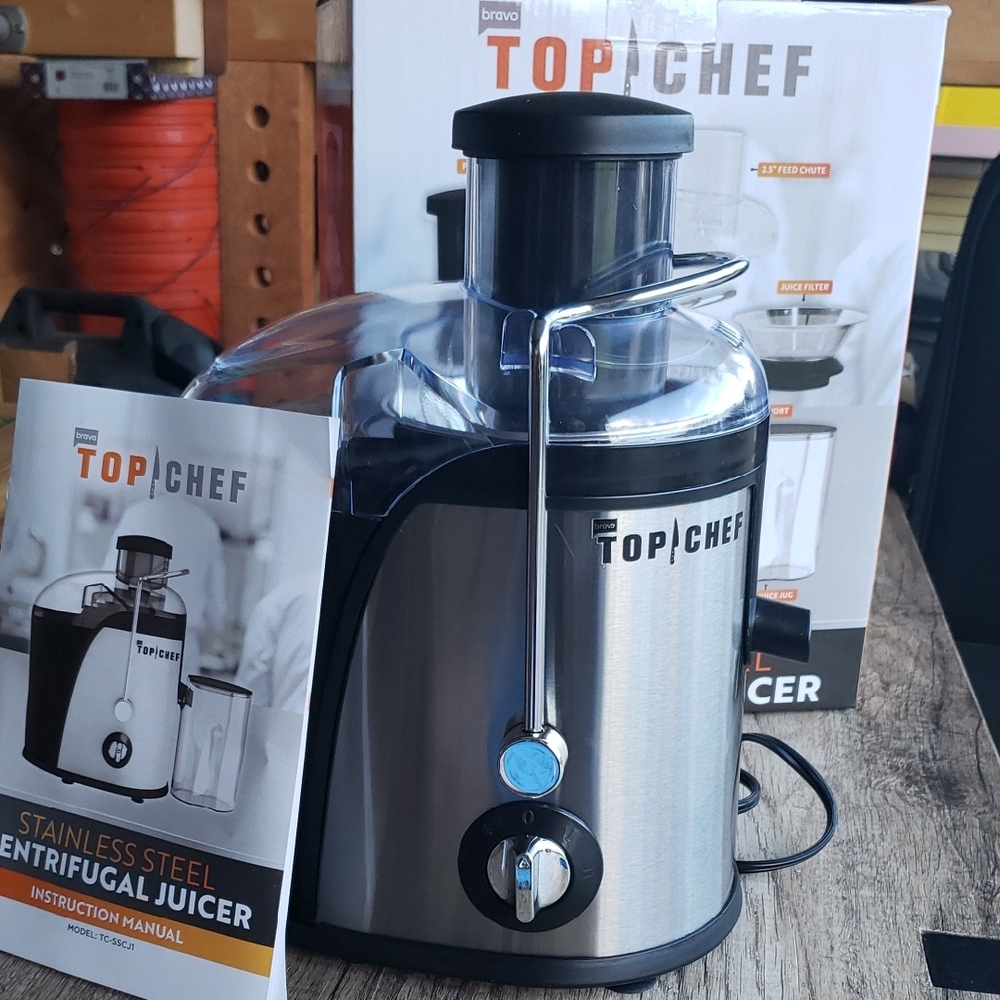 Stainless Steel Juicer - Black and Silver